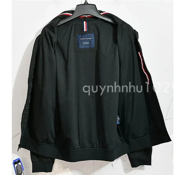 Tommy Hilfiger Men’s Golf Bomber Jacket. - Picture 4 of 7